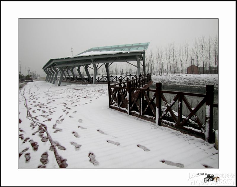 2012��ĵ�һ��ѩ07.jpg