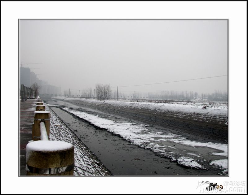 2012��ĵ�һ��ѩ09.jpg